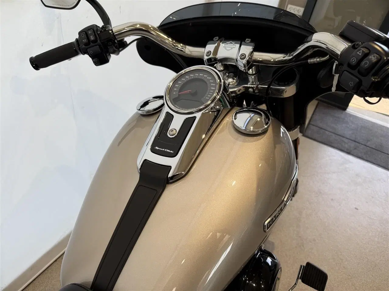 Billede 14 - Harley-Davidson FLSB Sport Glide 107"