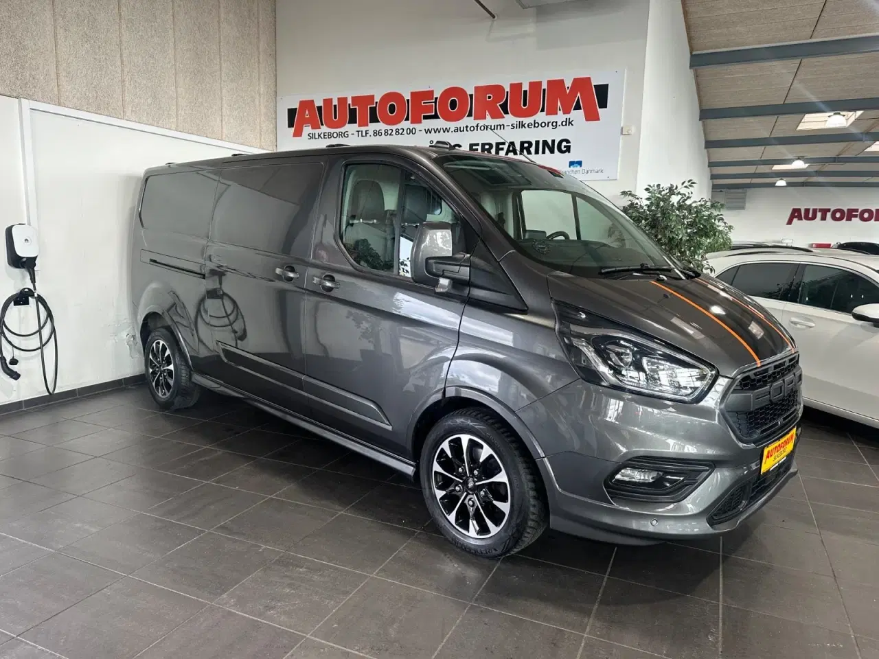 Billede 1 - Ford Transit Custom 320L 2,0 TDCi 185 Sport aut.