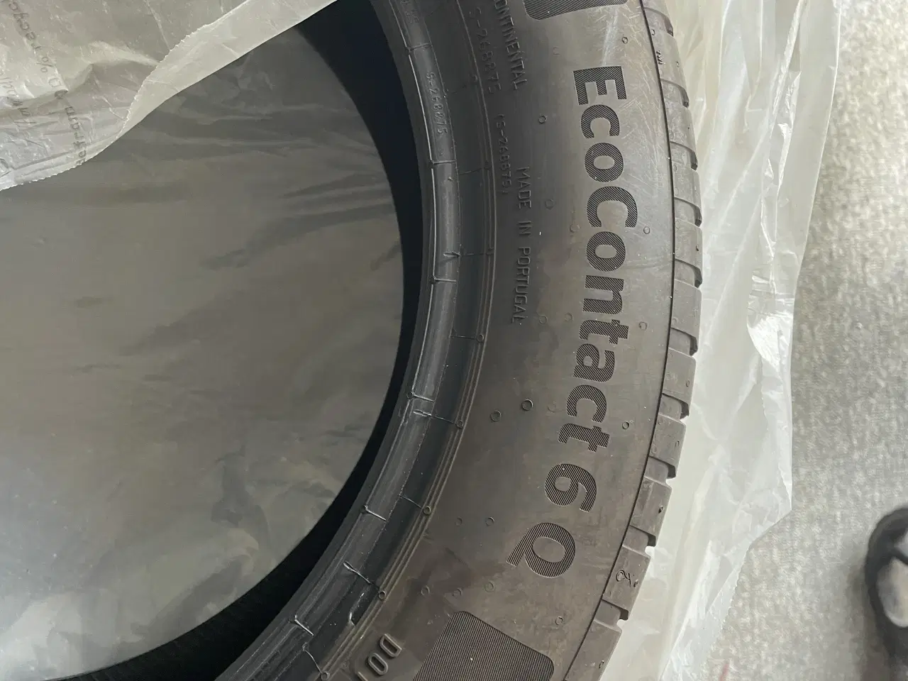 Billede 3 - 4 stk. næsten nye sommerdæk