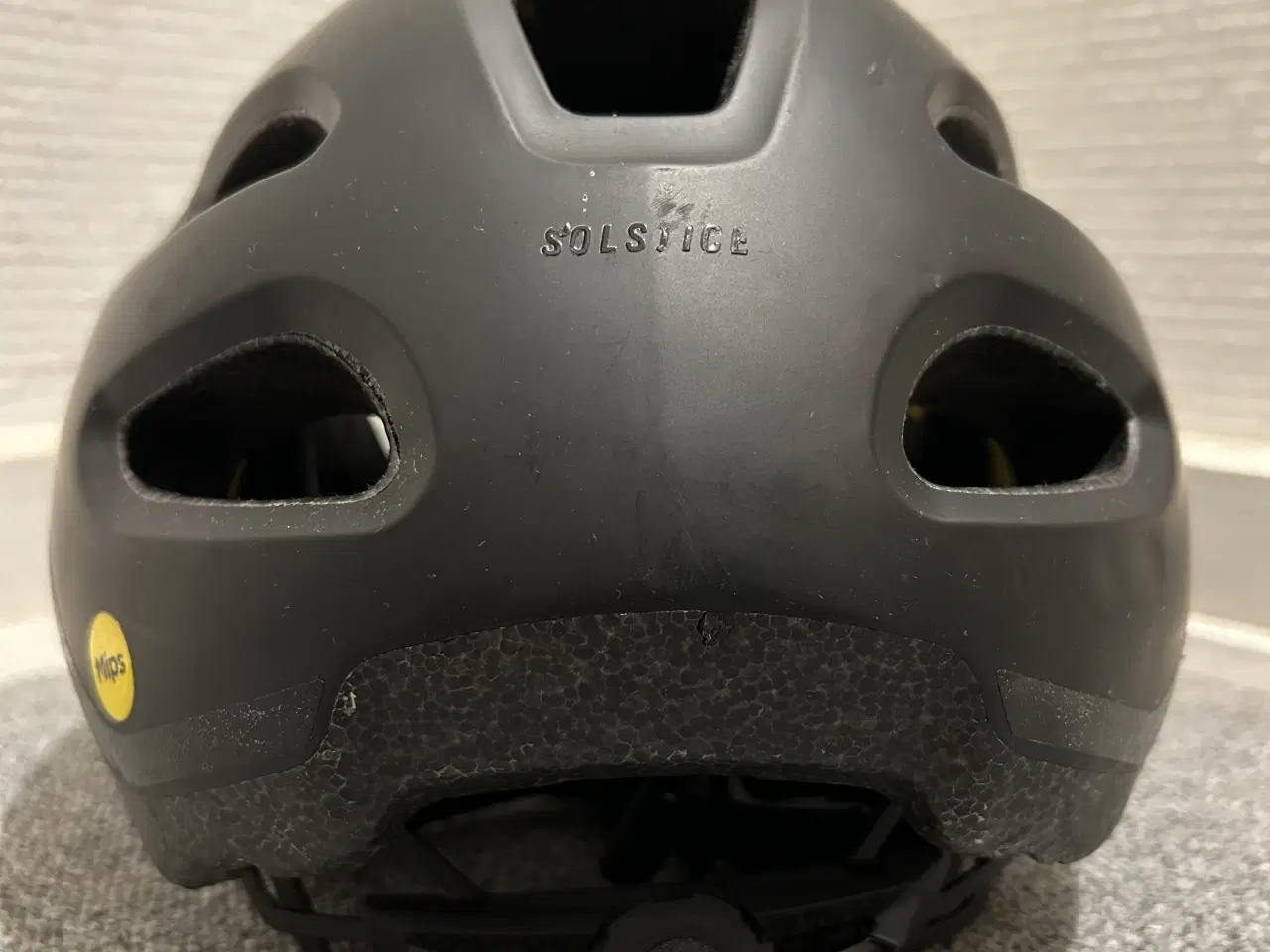 Billede 3 - Super lækker professionel Trek Solstice MIPS hjelm