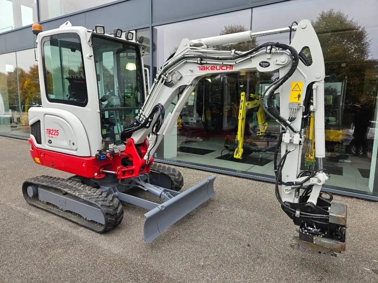 Billede 1 - Takeuchi TB 225