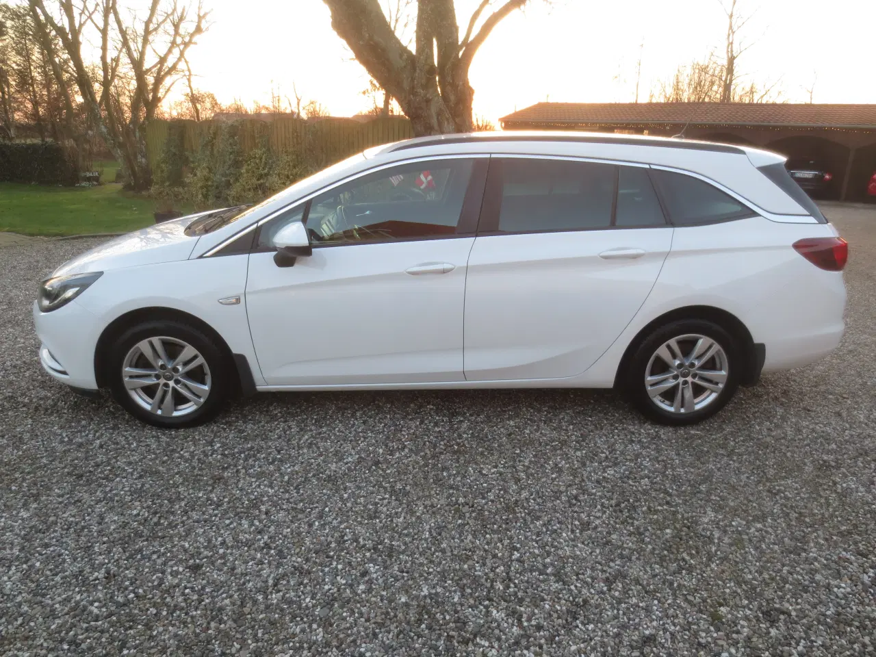 Billede 11 - Flot Opel Astra 1.6 CD St-car År 2018.