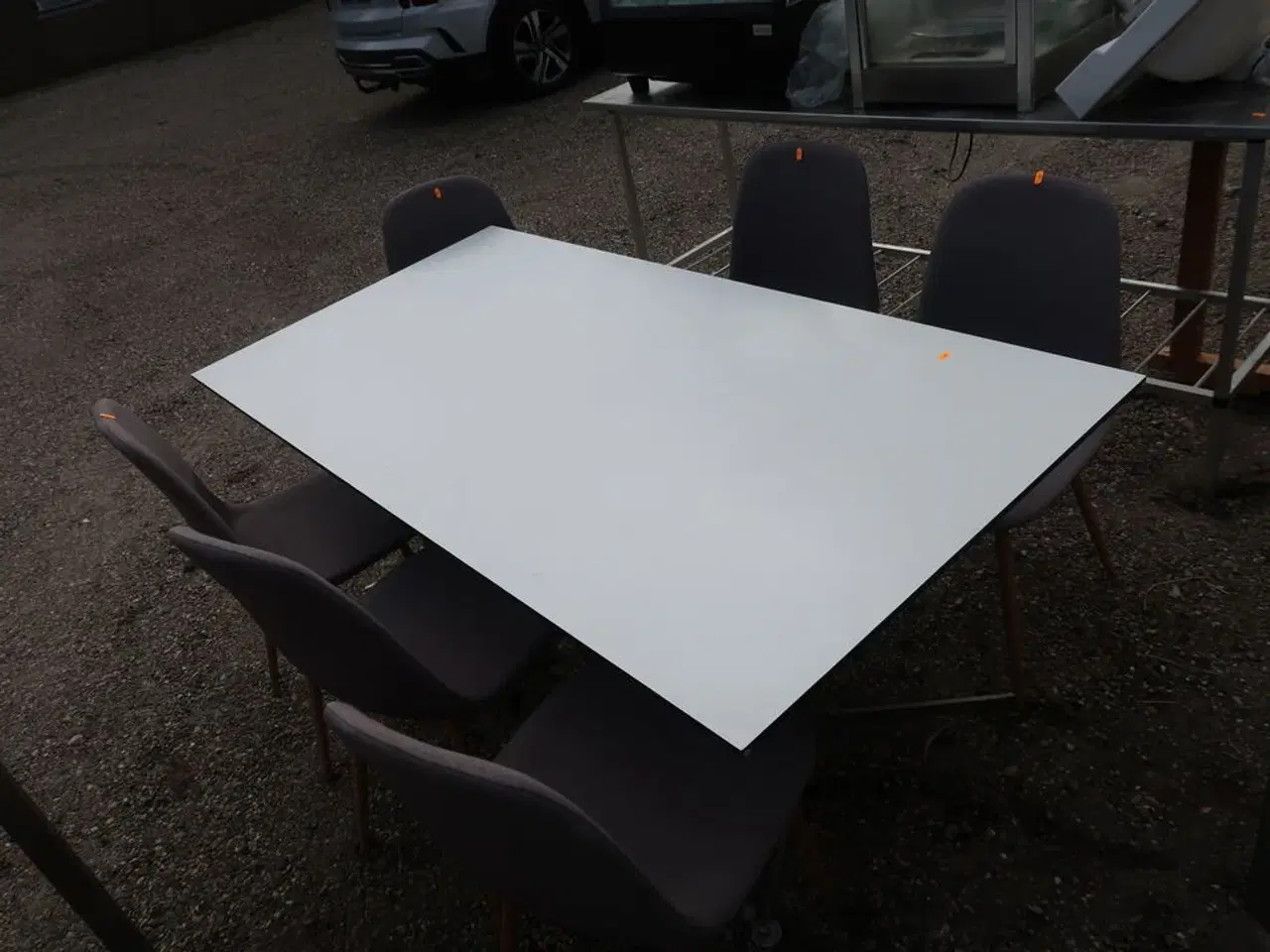 Billede 1 - Bord med seks stole