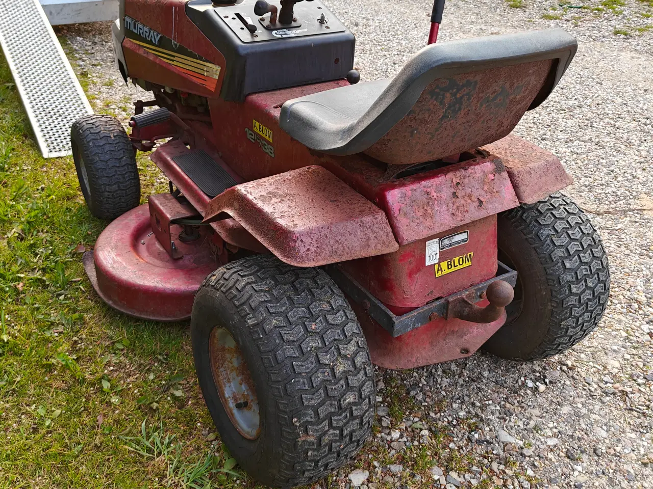 Billede 3 - Murray 12 HP Havetraktor 