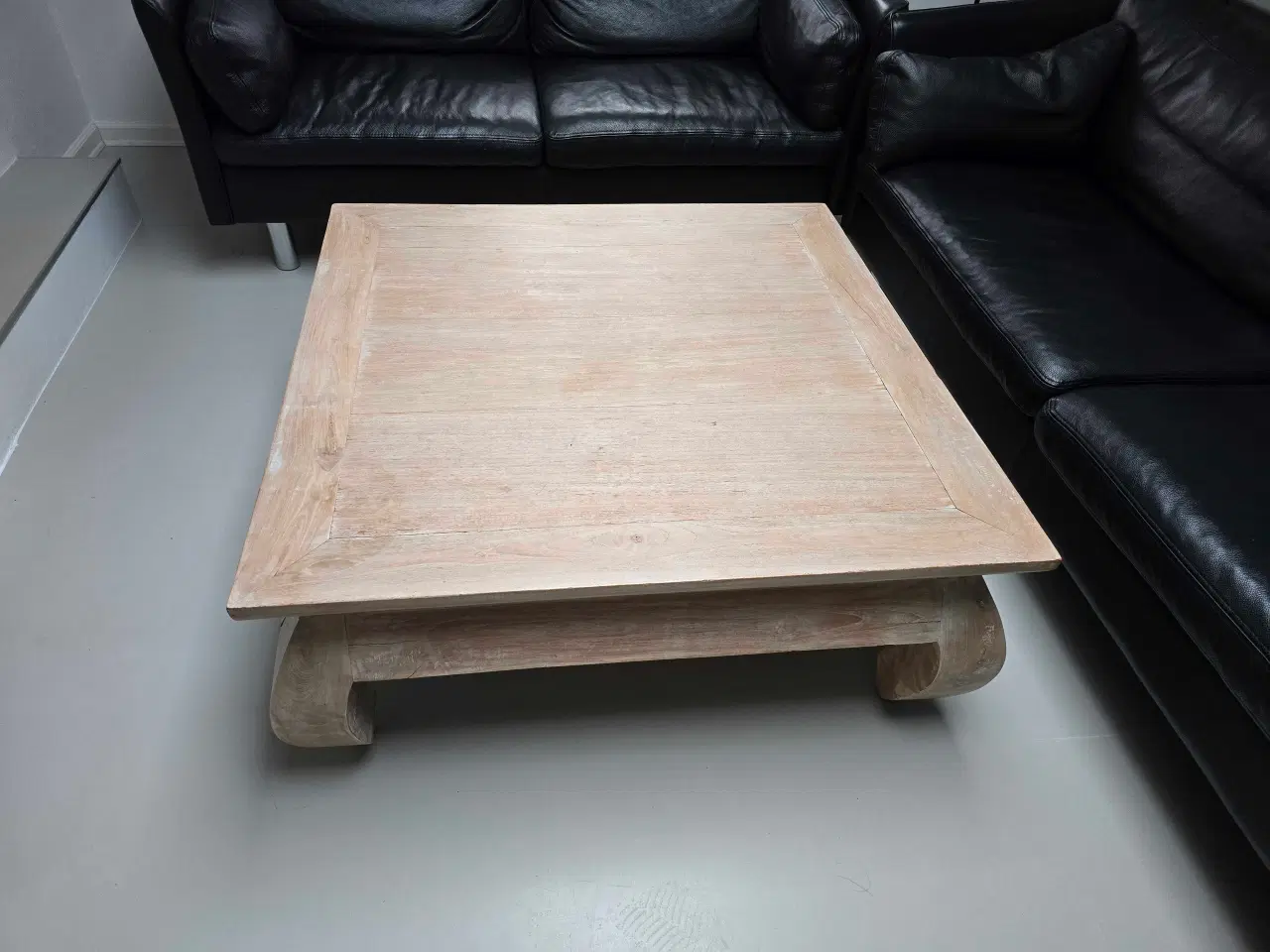 Billede 5 - Lædersofa 2 og 3 personers samt sofabord.