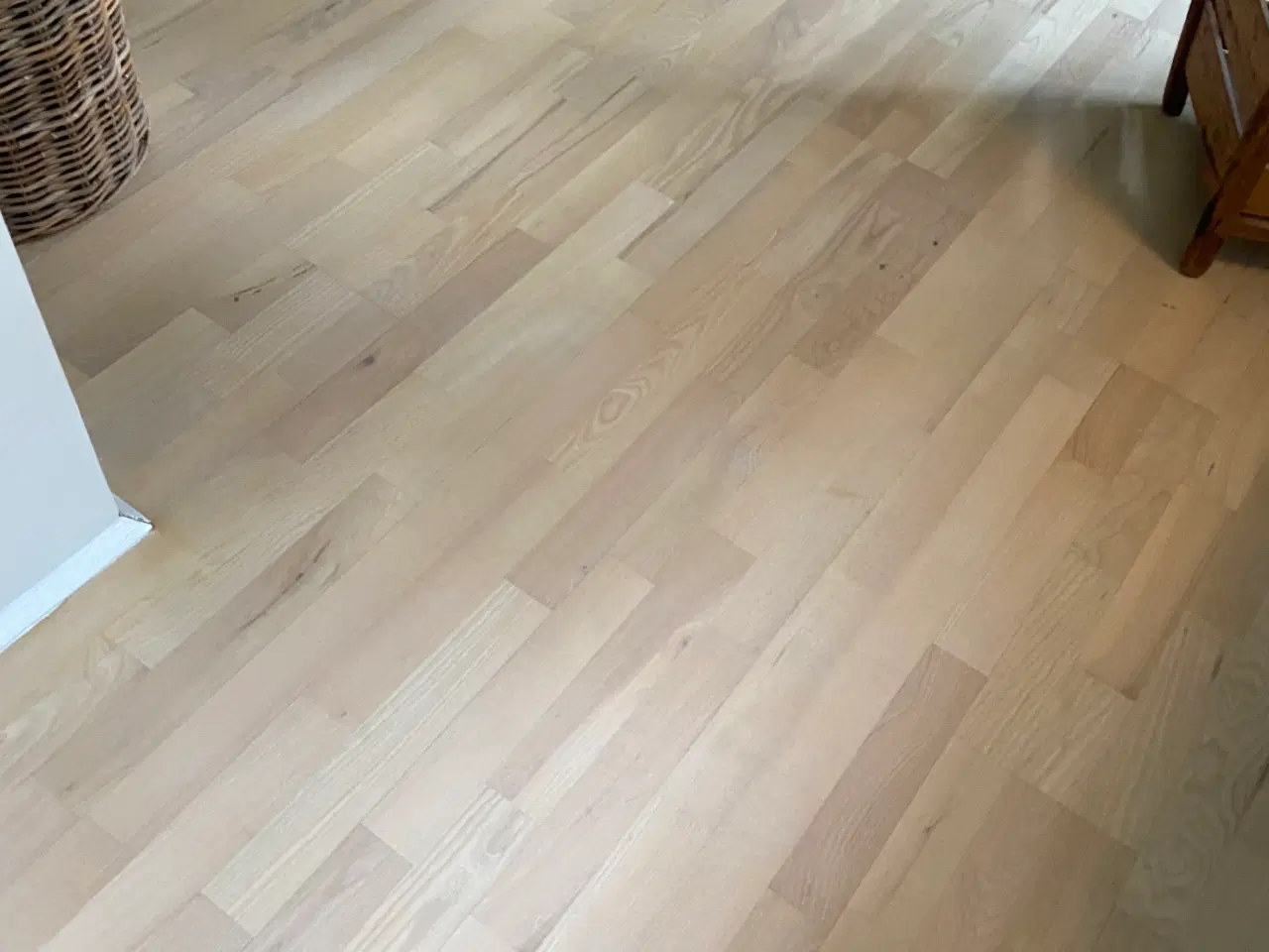 Billede 1 - 15mm ask lamelparket - ca 60 m2