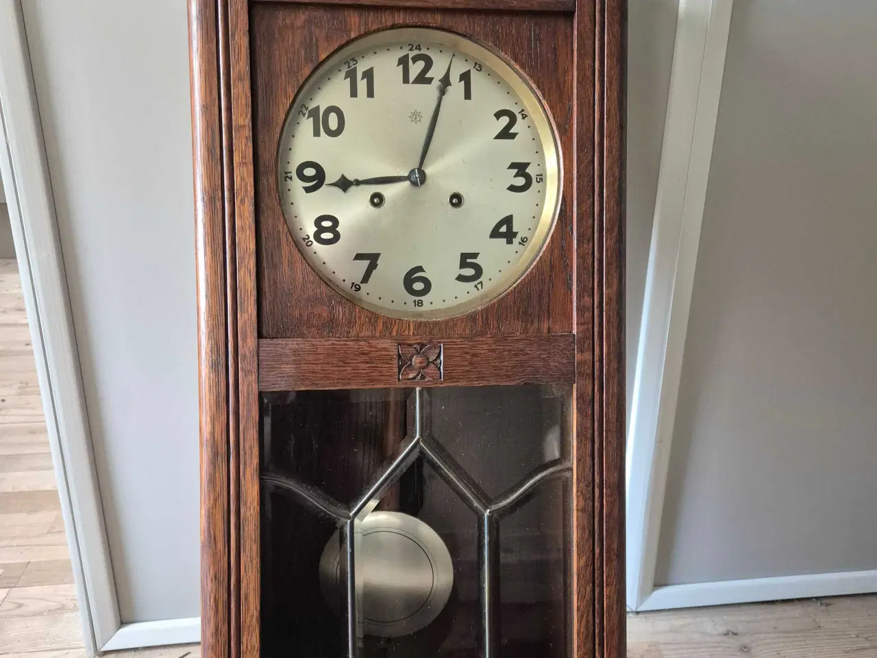 Billede 1 - Flot danskproduceret Junghans vægur 