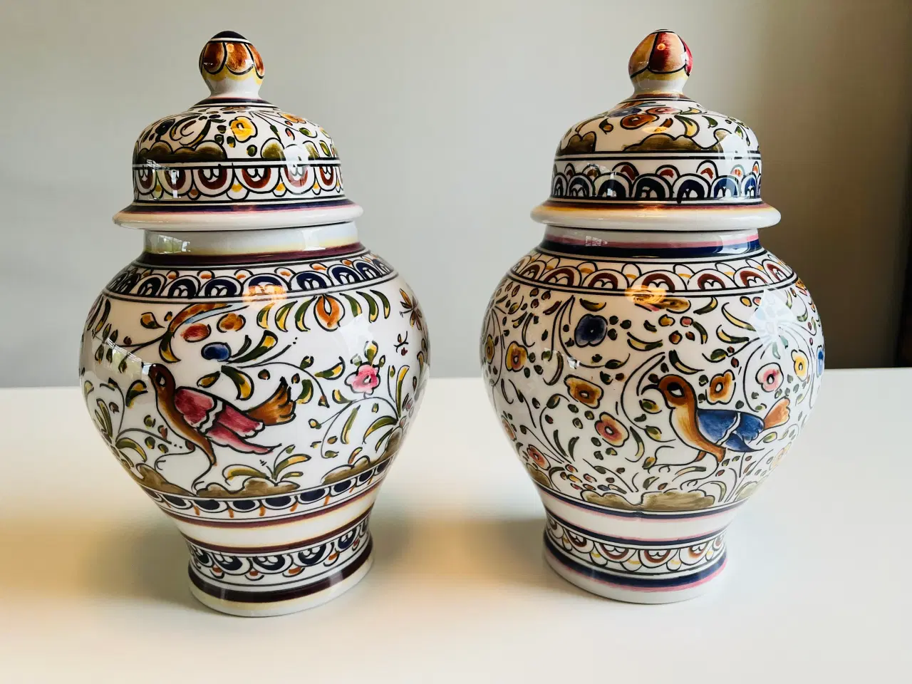 Billede 1 - Krukke/vase portugisisk porcelæn, 2 stk
