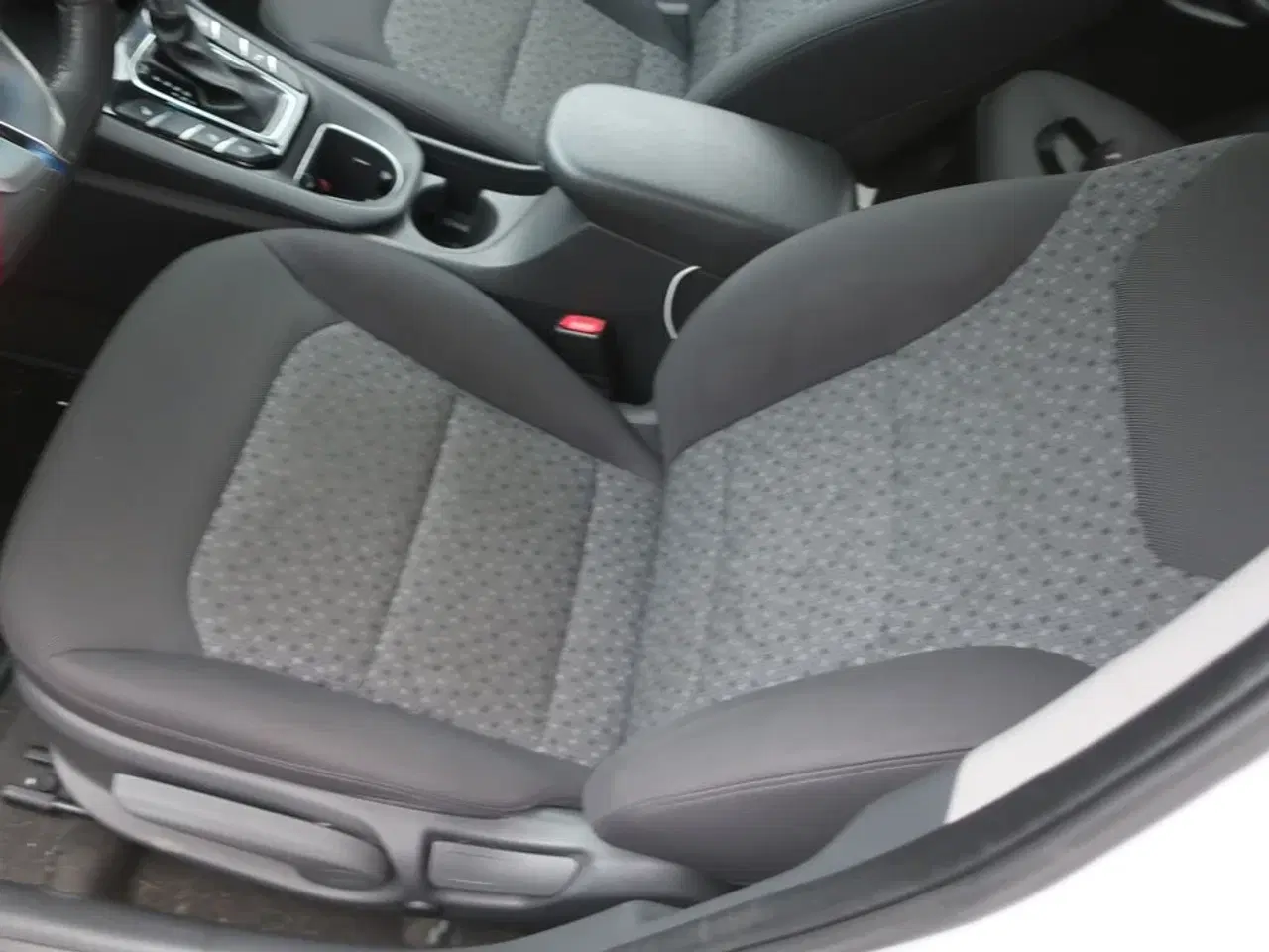 Billede 7 - Personbil HYUNDAI IONIQ PHEV HATCHBACK DCT (MOMSFRI)