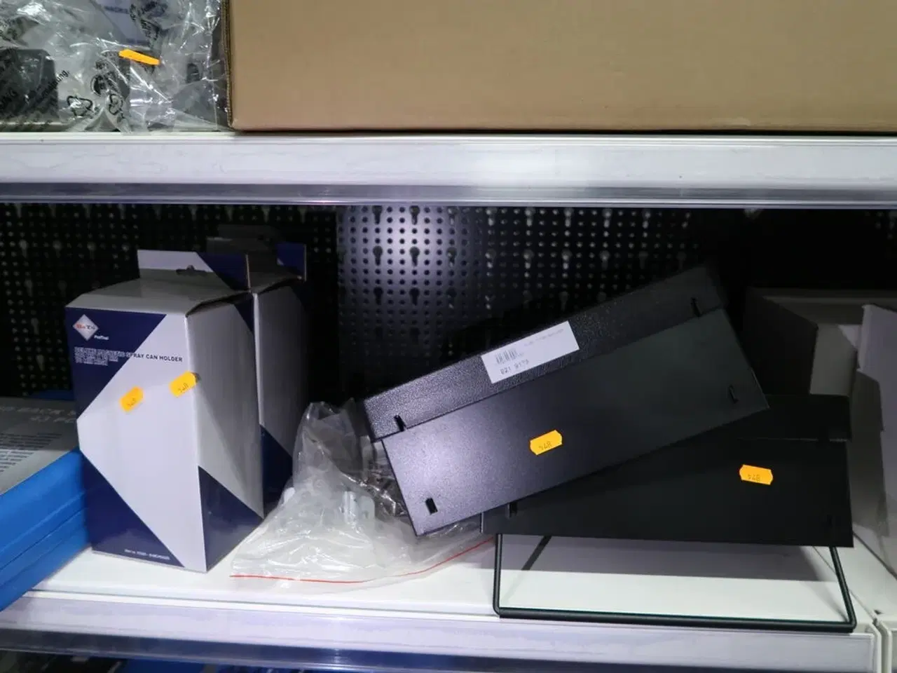 Billede 1 - 2 stk. spraybeholdere BATO