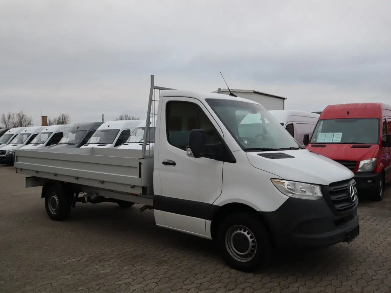 Billede 2 - Mercedes Sprinter 319 3,0 CDi A3 Chassis aut. RWD