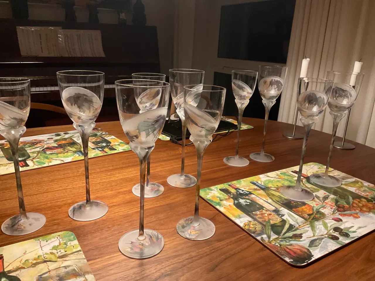 Billede 1 - Flotte dekorative vinglas