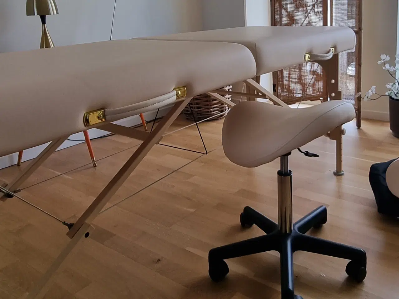 Billede 2 - Massagebriks + sadelstol fra Altermed