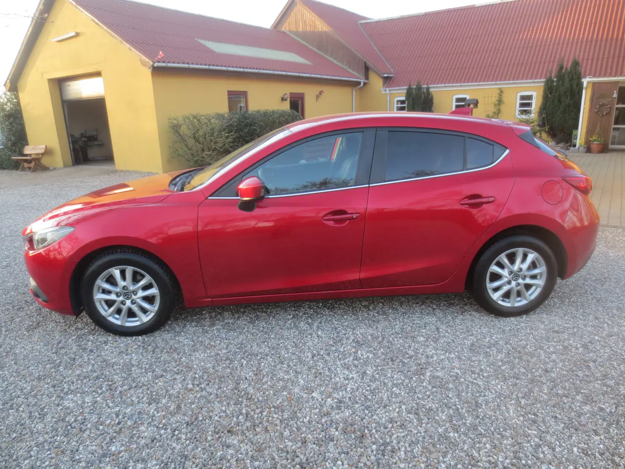 Billede 11 - Mazda 3 2.0 i Skyactiv-g 120 Hk år 2016