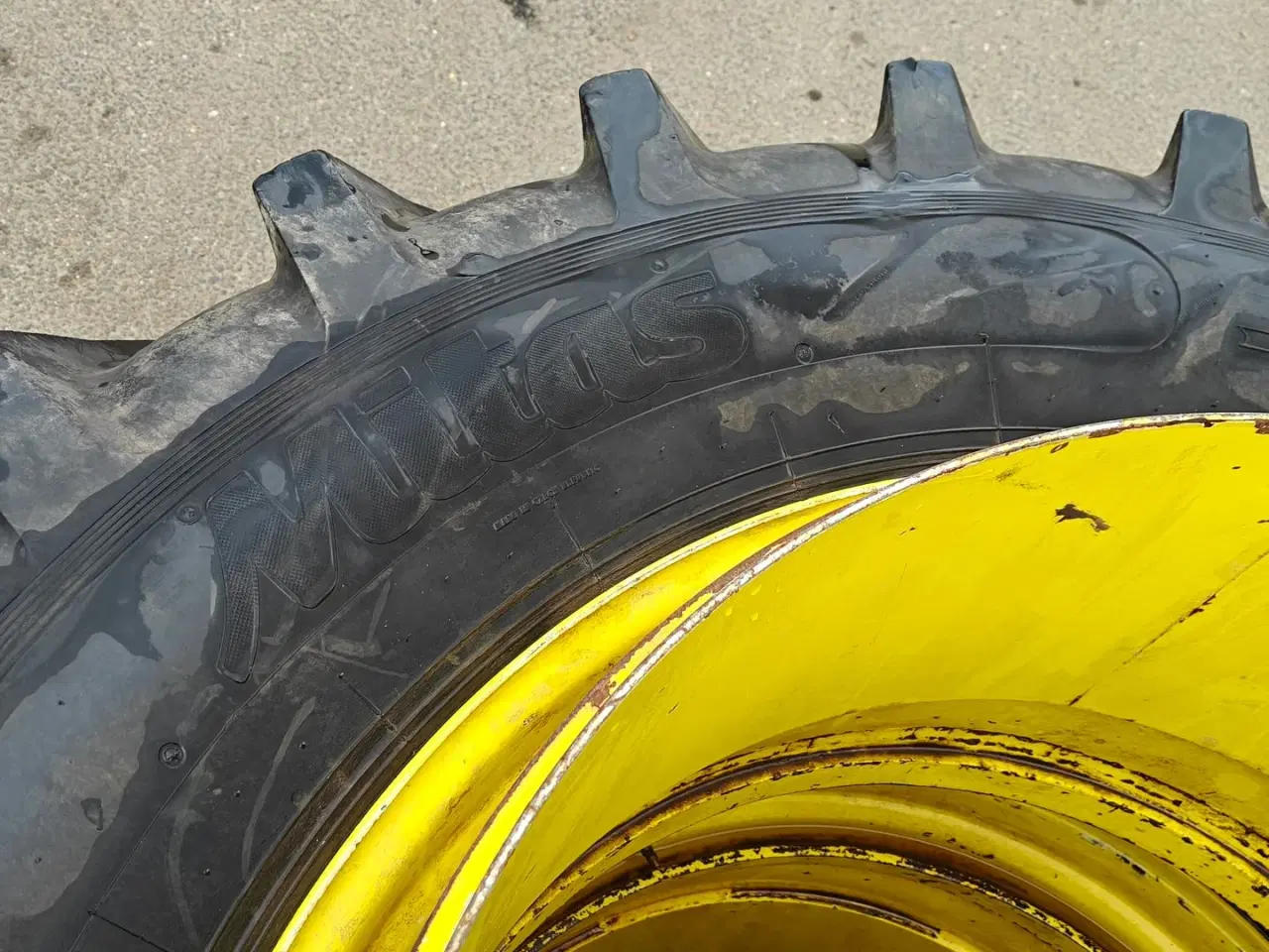 Billede 3 - Tvillingehjul 20.8R42 inkl. låse