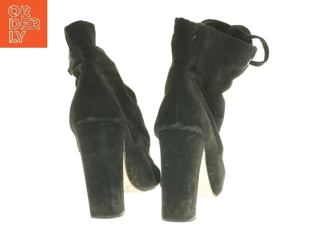 Billede 2 - Sort ankelstøvler med høj hæl fra Justfab (str. 37 )