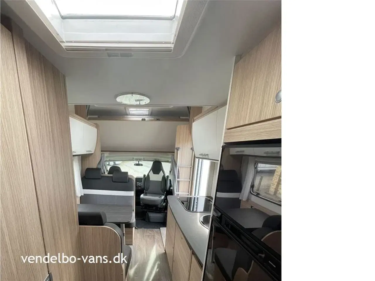 Billede 4 - 2021 - SunLight A 70 Camperen til 6 personer og stor garage