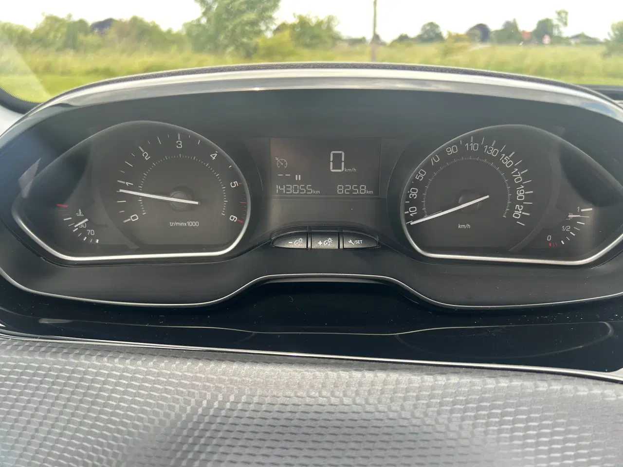 Billede 15 - PEUGEOT 208 1,6 BlueHDI Selektion Sky.