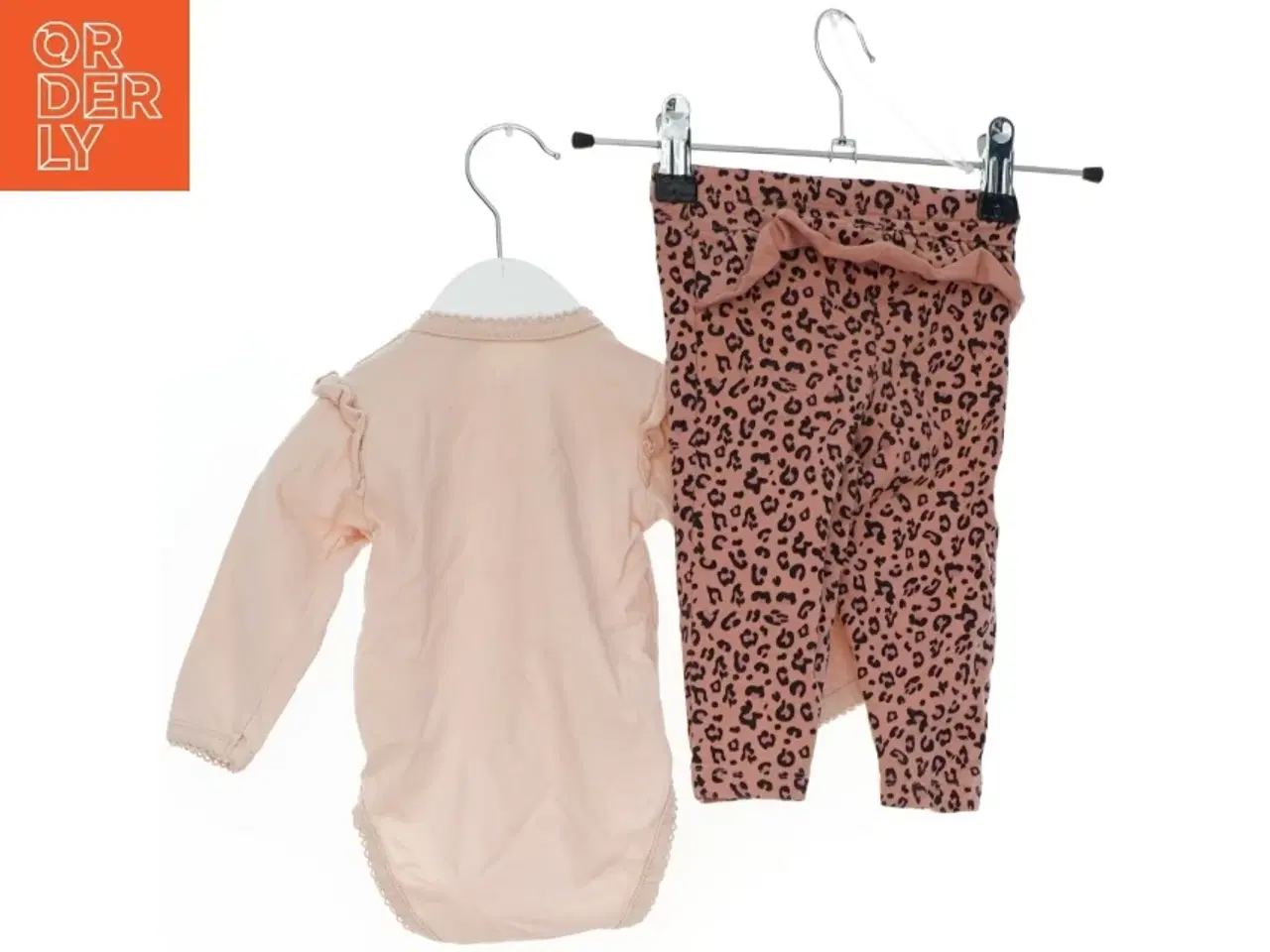 Billede 2 - Baby bodystocking og leggings sæt fra Petit (str. 62)