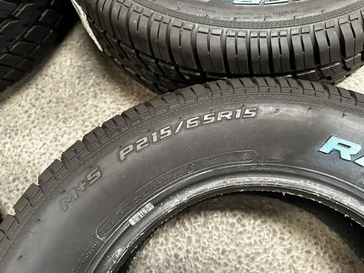 Billede 3 - Cooper Cobra dæk med hvid skrift