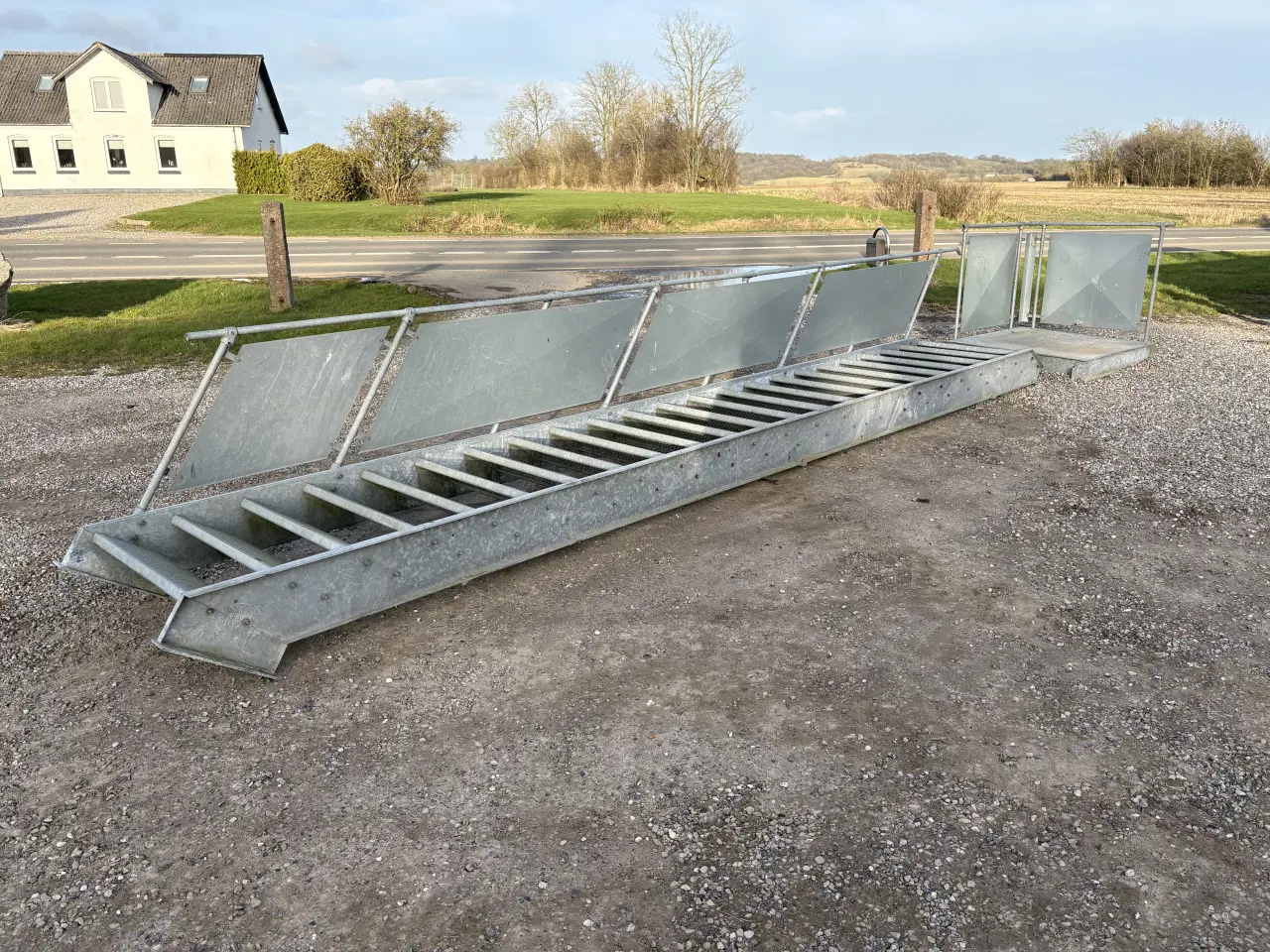 Billede 2 - Galvaniseret trappe 