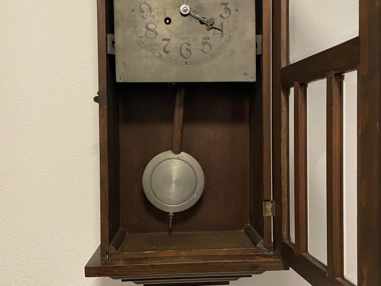 Billede 2 - Gammelt vægur, fra ca 1920.