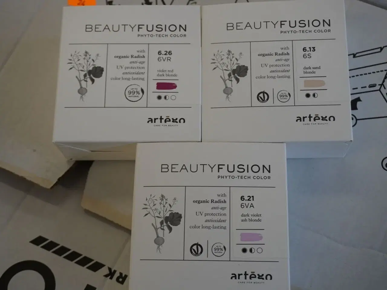 Billede 1 - Kasse med hårfarve, Artego BeautyFusion 100ml