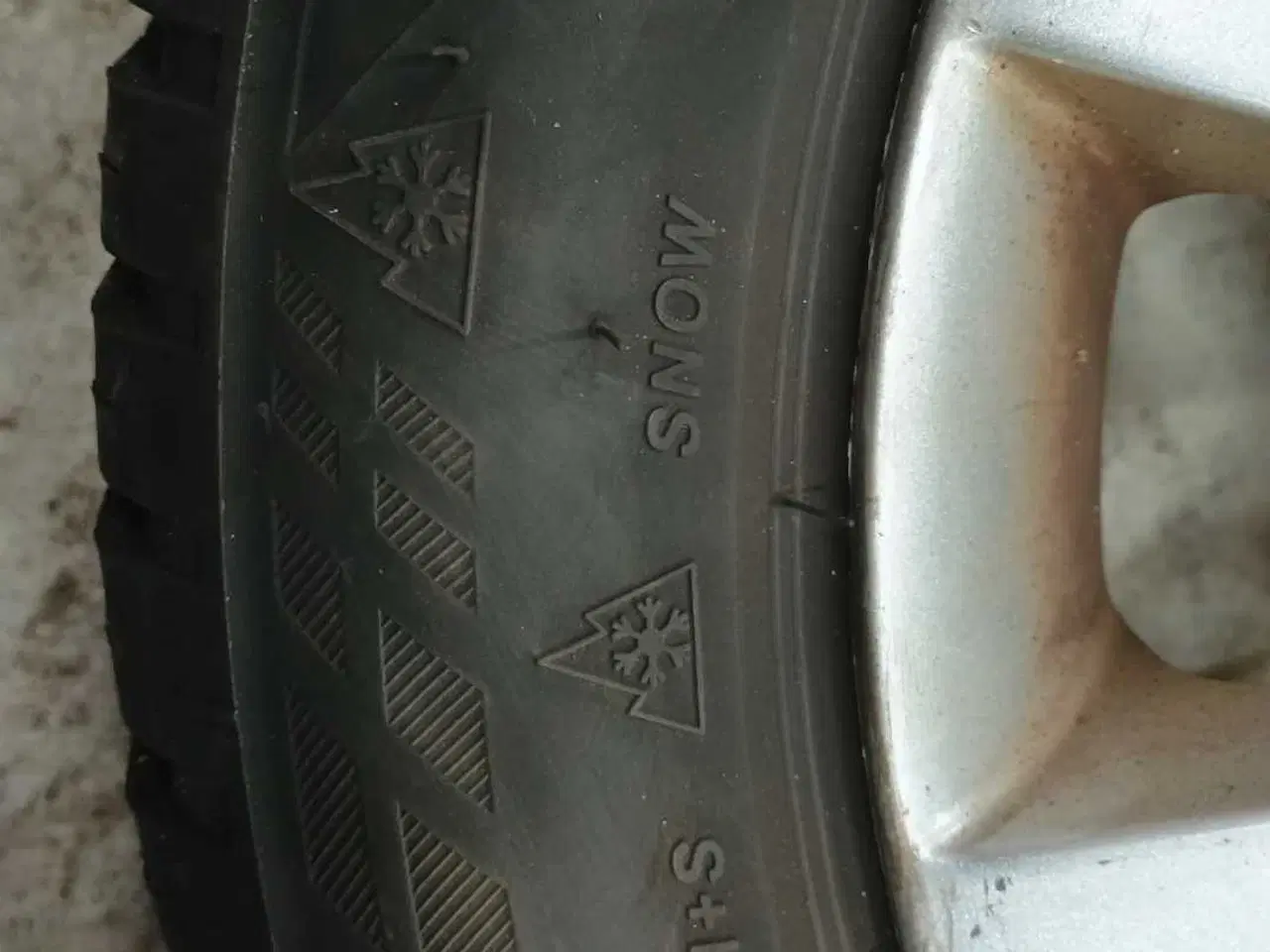 Billede 9 - helårshjul Aygo c1 107