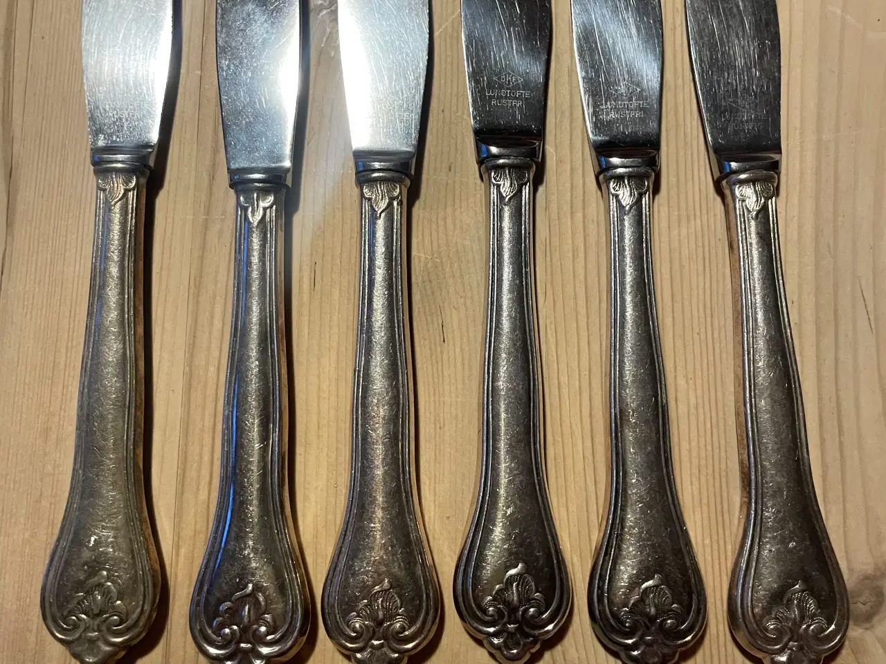 Billede 1 - Hellas frokost- og middagsknive 