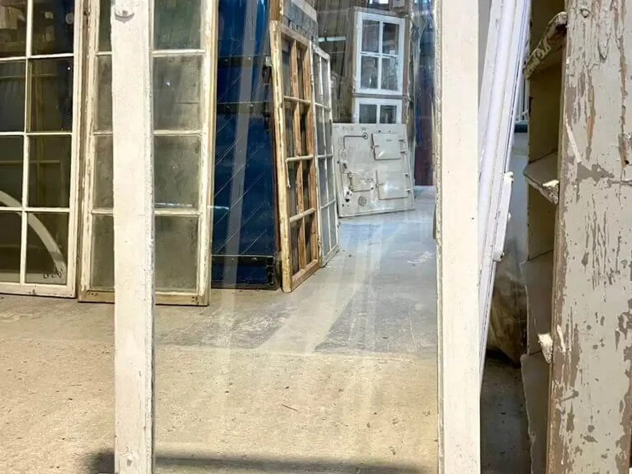 Billede 1 - Original 1-rudes vinduesramme m. trukket glas