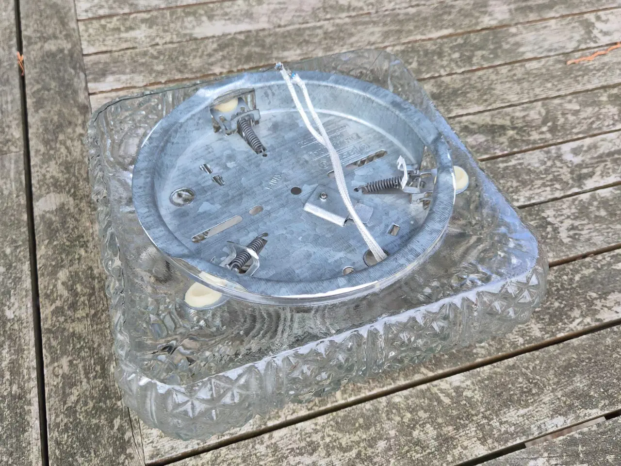 Billede 12 - Smuk plafond med buet glasskærm