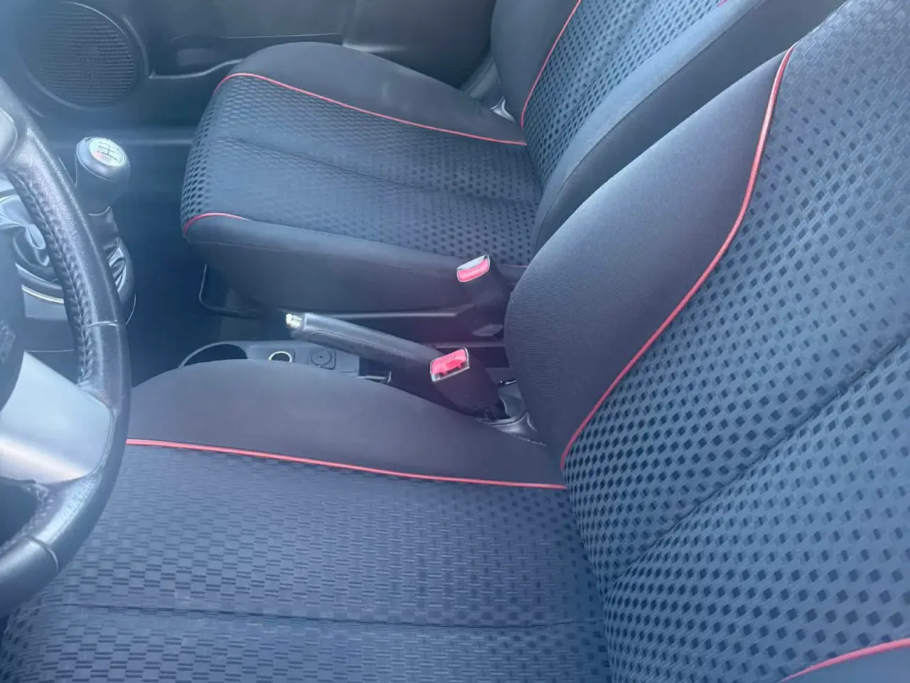 Billede 5 - Personer bil mazda 2