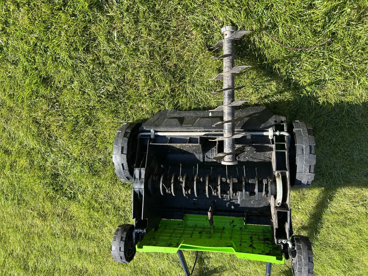 Billede 4 - Plænelufter- og mosfjerner