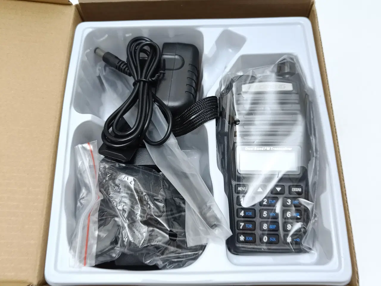 Billede 15 - NY! 2 x Baofeng UV-82 8 Watt Dual Watch Fuldt Sæt