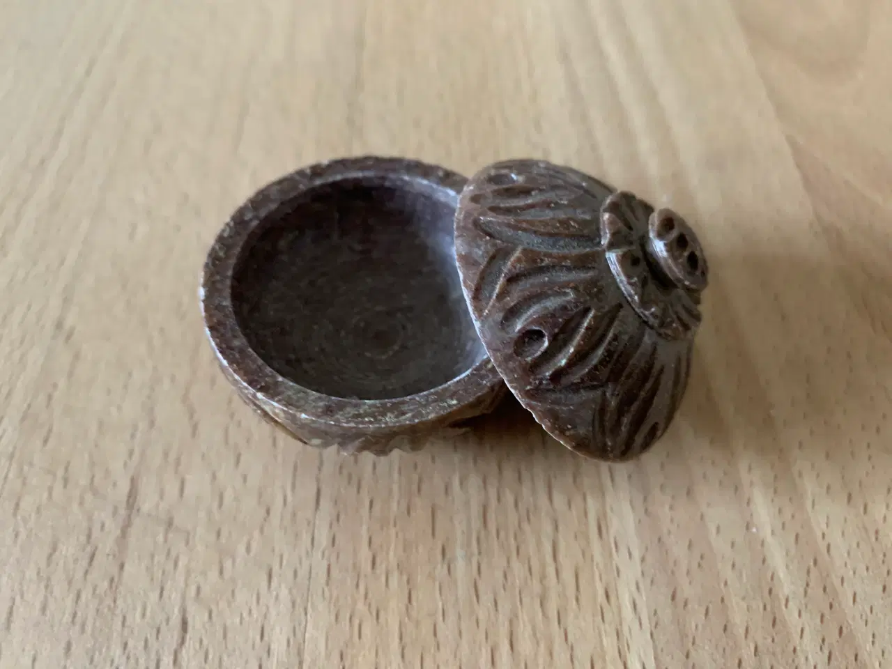 Billede 1 - Mini-krukker i fedtsten