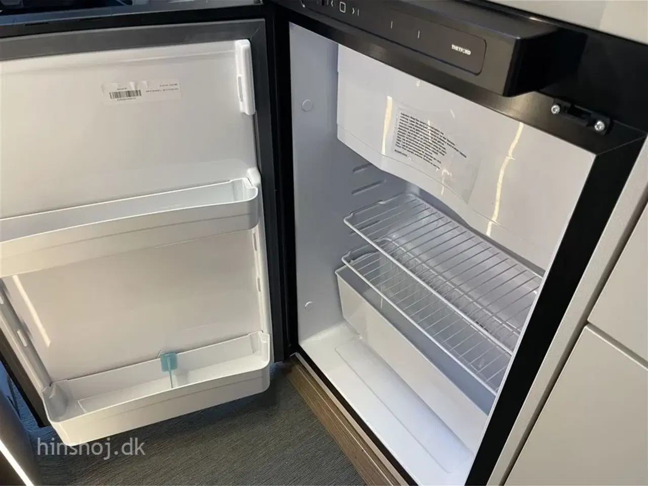 Billede 13 - 2024 - Etrusco V 6.8 SR Complete Sel.   Etrusco V 6.8 SR – Super Lækker Van fra Italienske Etrusco by Hymer