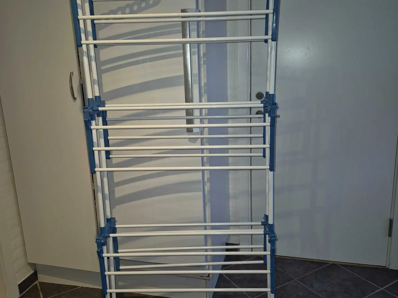 Billede 1 - Tørrestatuv til  at folde sammen