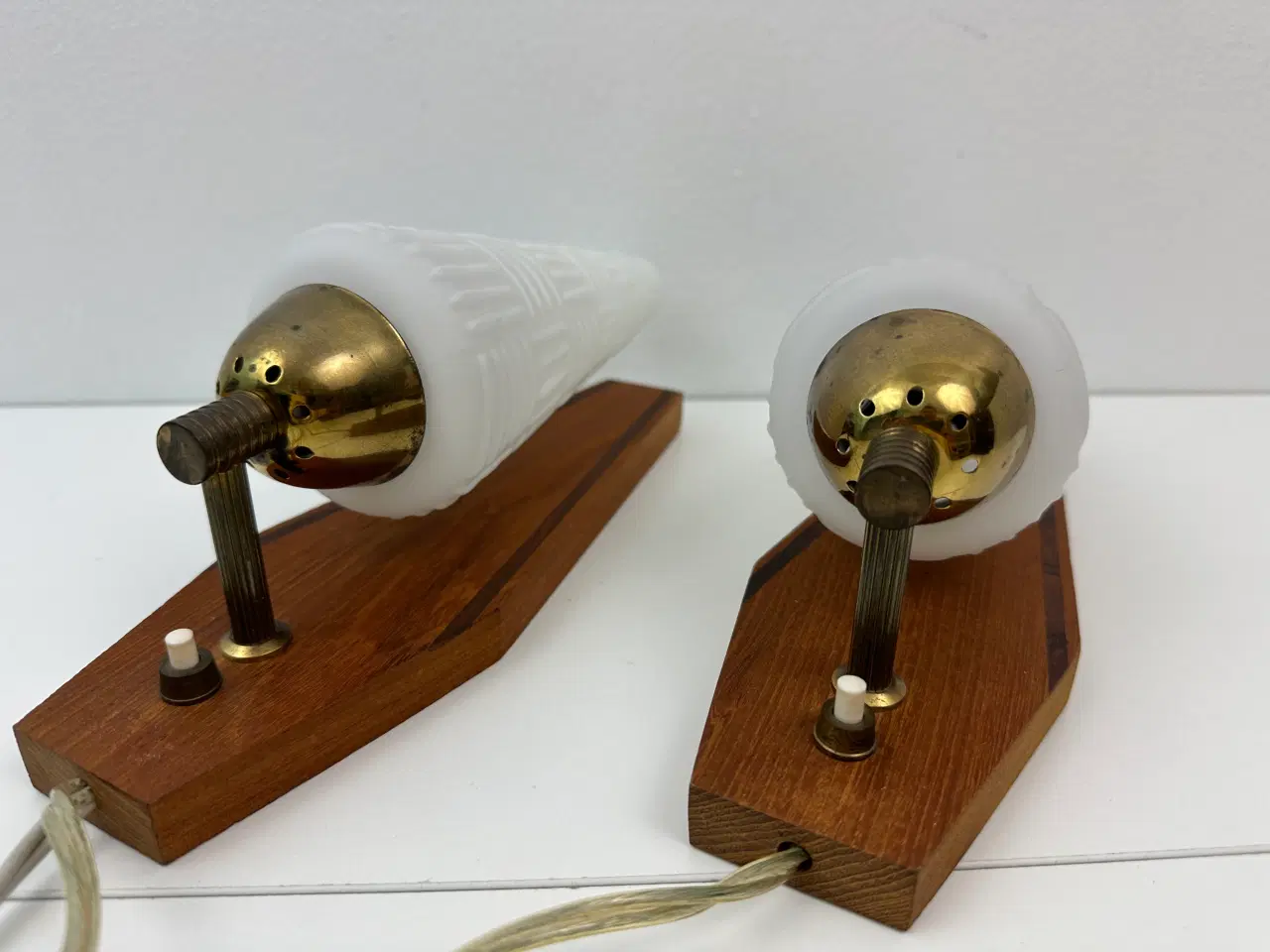 Billede 2 - Teak retro lampe m. opalglas