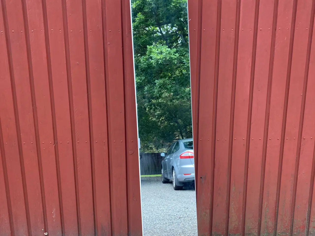 Billede 2 - Skab med spejl låge