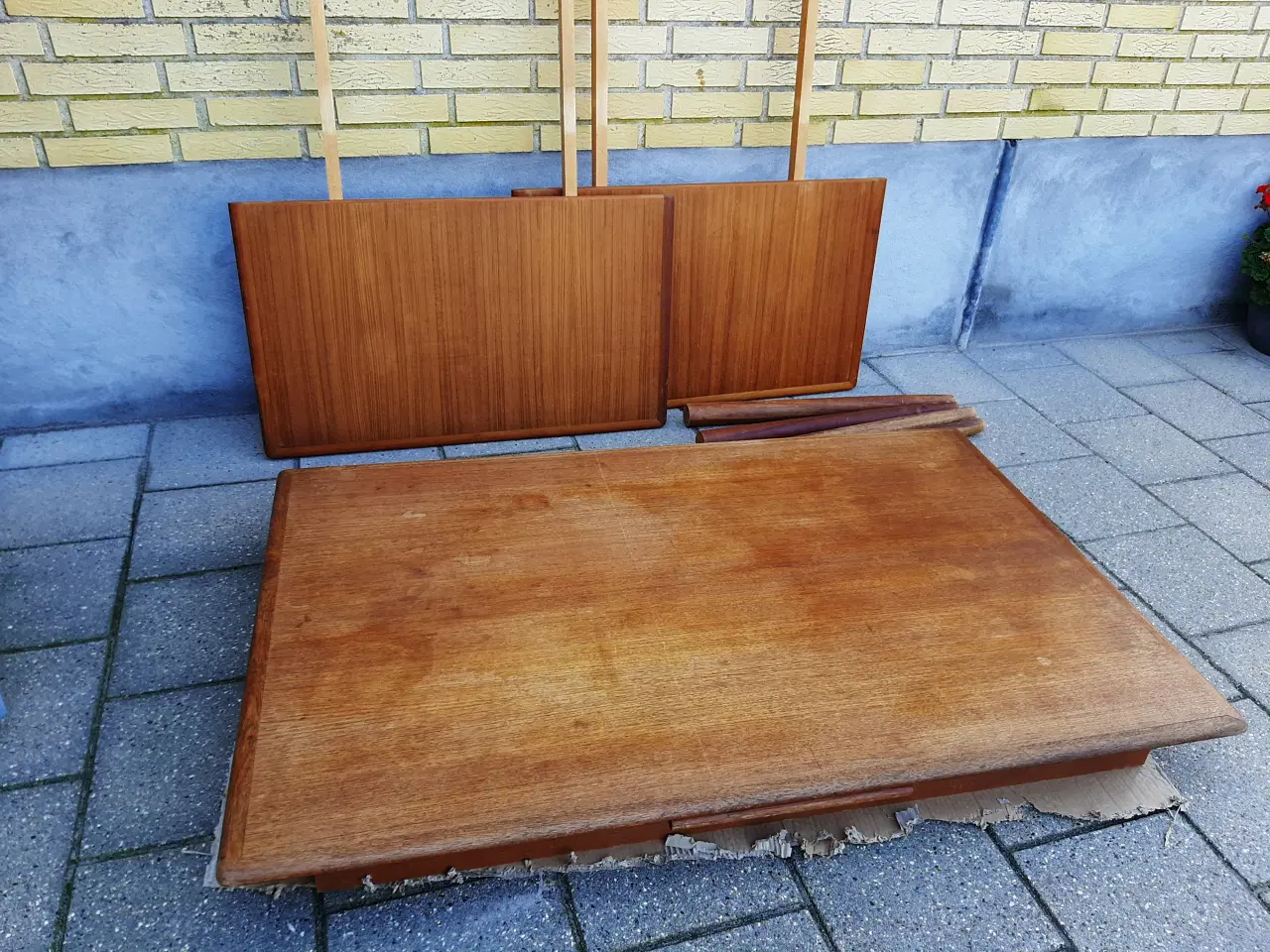 Billede 1 - Spisebord i teak