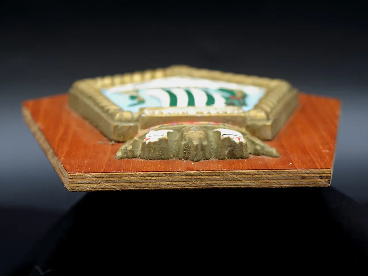 Billede 4 - Britisk marinevåbenskjold fra HMS Green Rover