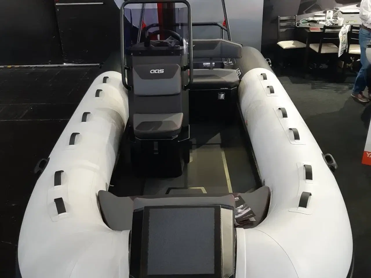 Billede 15 - Aqua Spirit 450 - 60 HK Yamaha/Udstyr