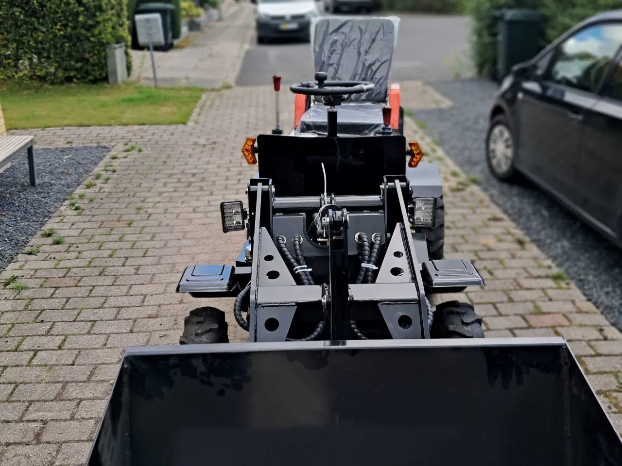 Billede 4 - Ny minilæsser sælges.