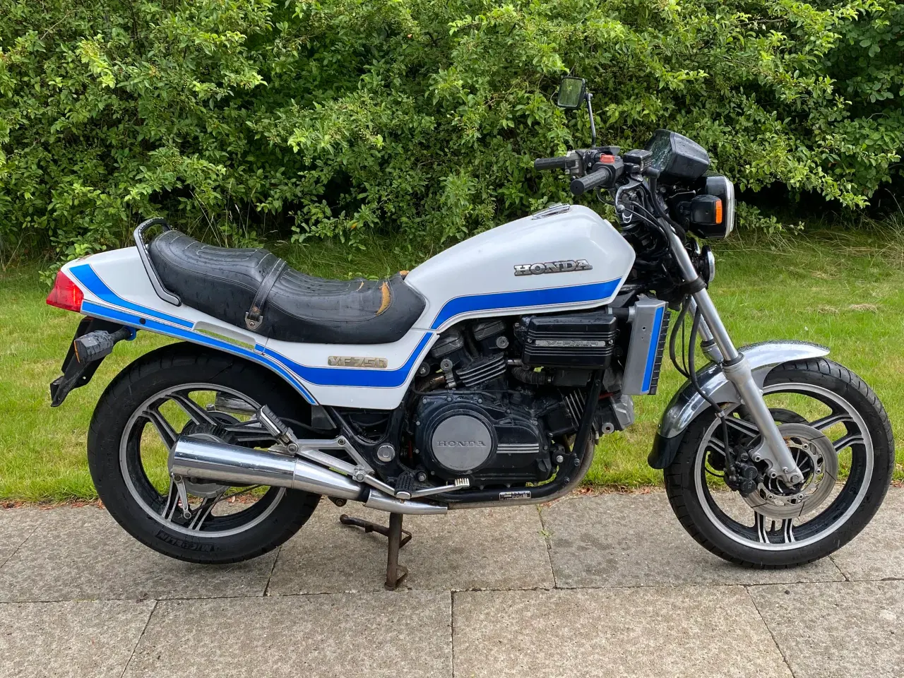 Billede 1 - Honda VF 750 S