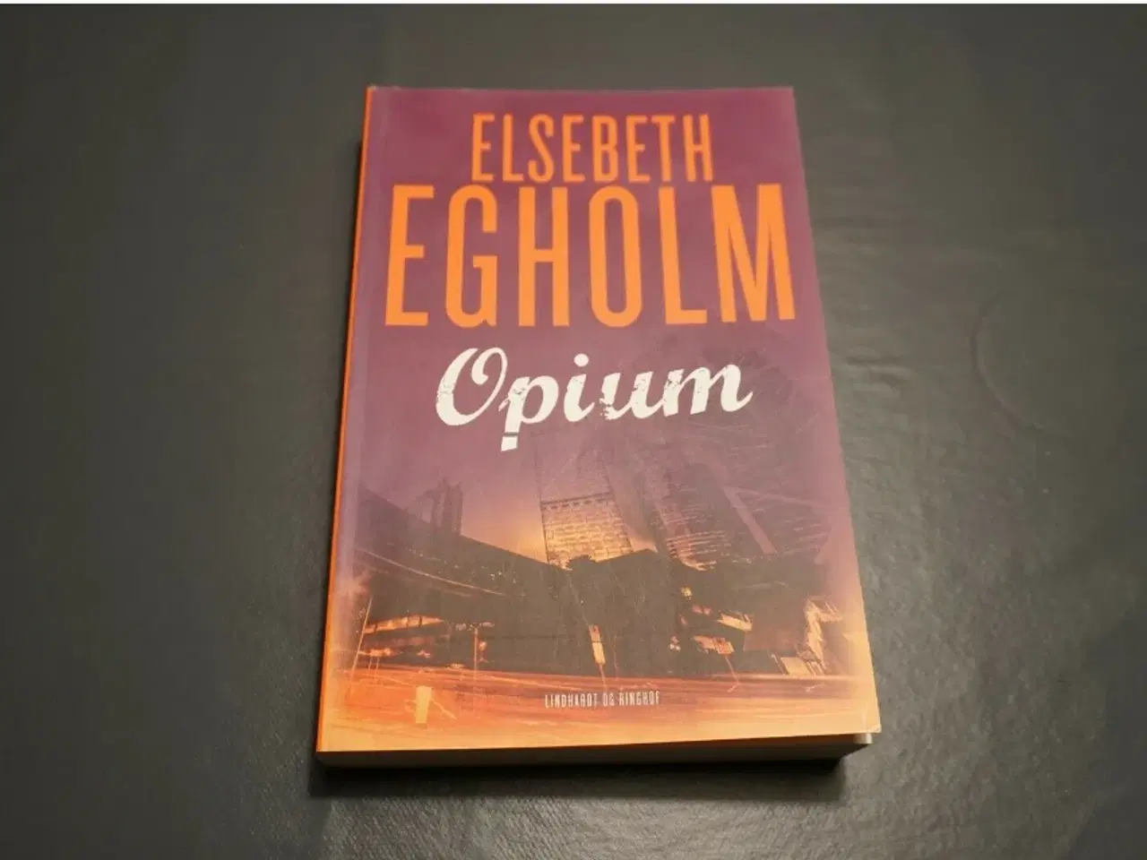 Billede 1 - Opium, Elsebeth Egholm