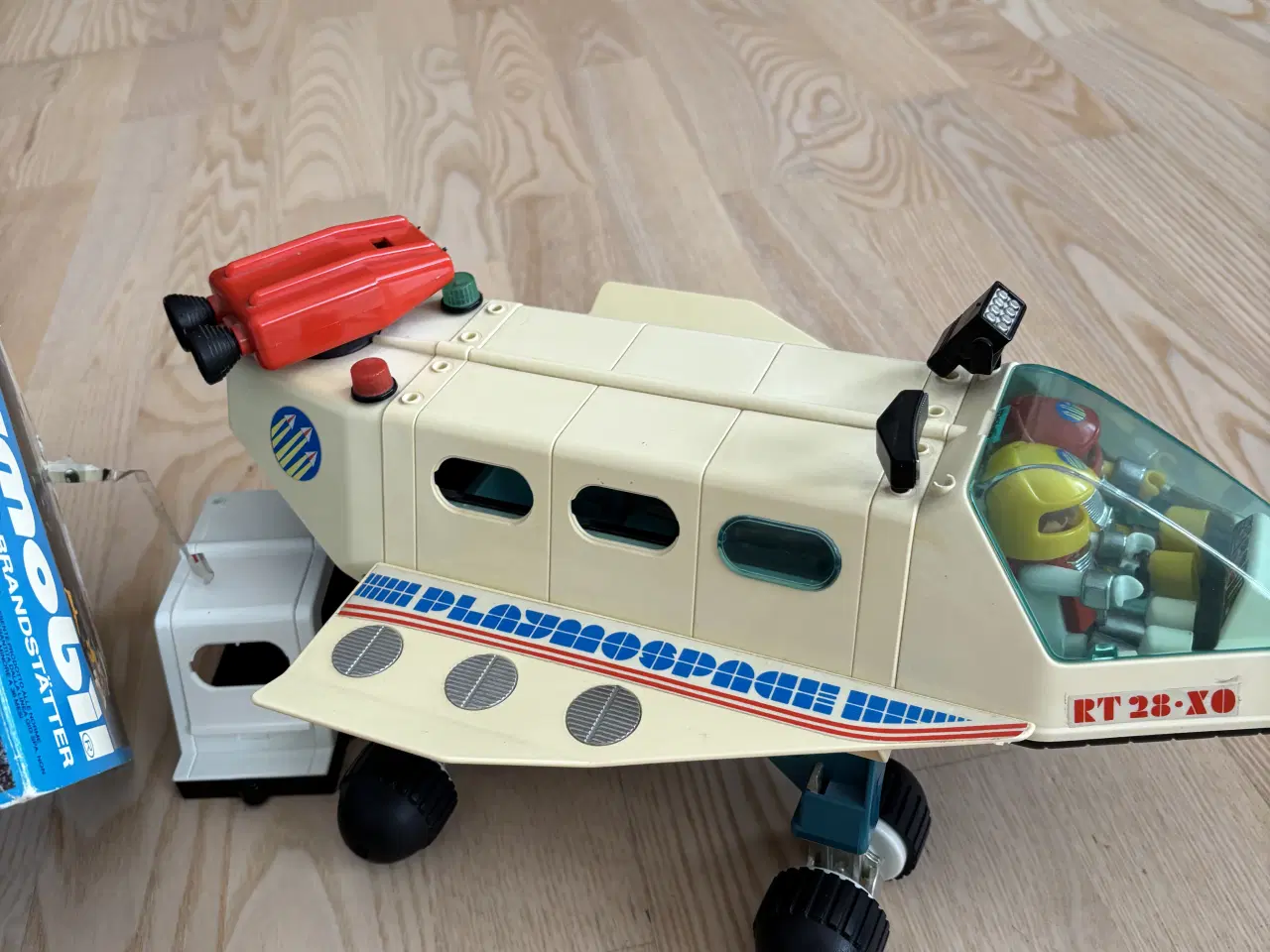 Billede 3 - Playmobil rumfærge og rumskib