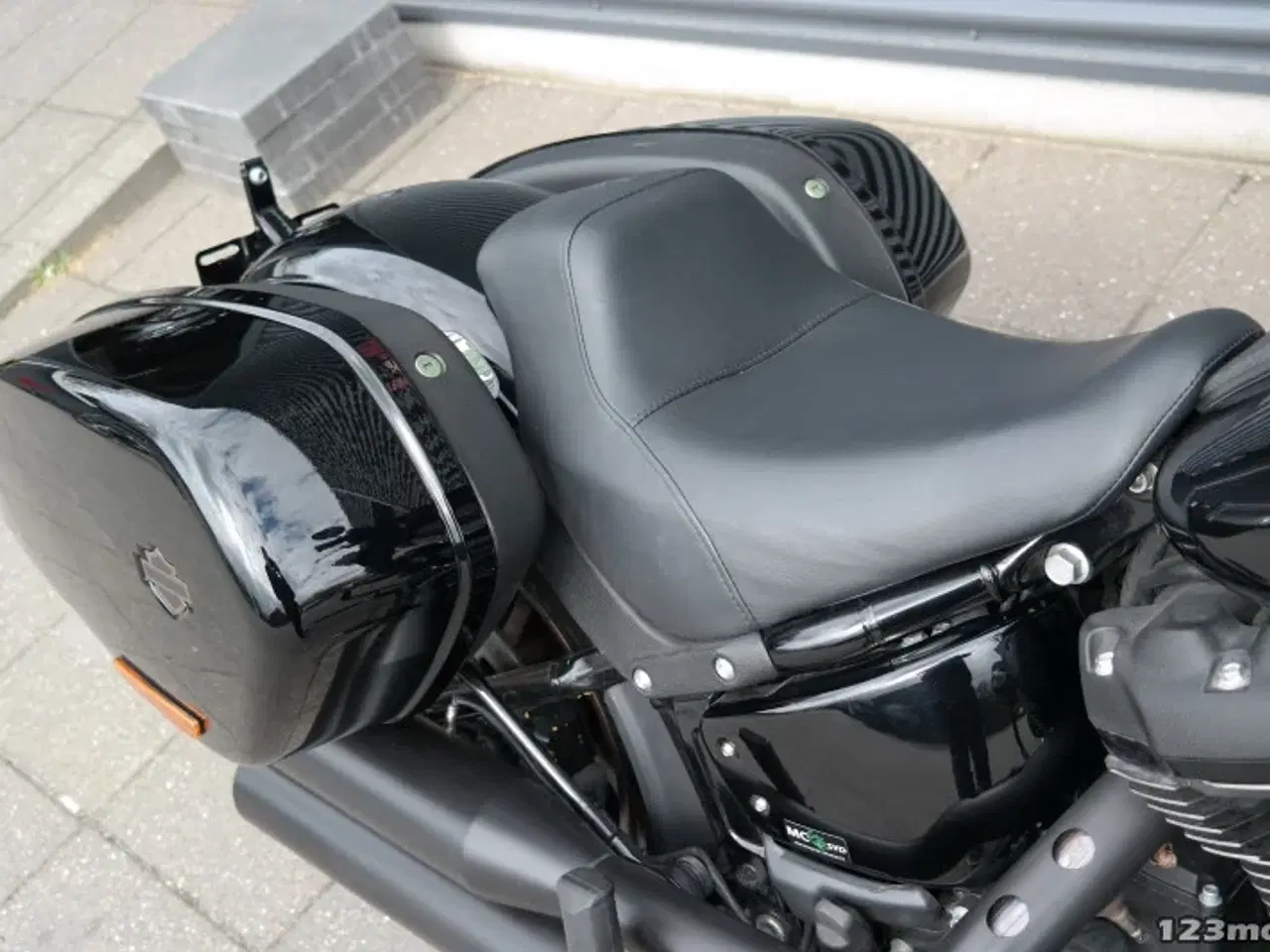 Billede 7 - Harley-Davidson FXLRST Low Rider ST MC-SYD       BYTTER GERNE