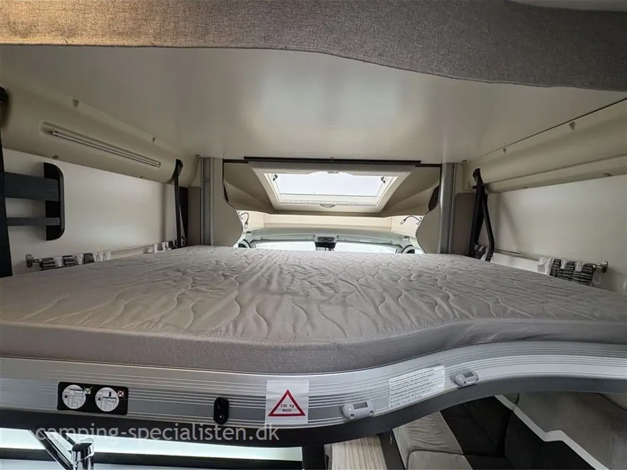 Billede 10 - 2019 - Benimar Mileo 263 NK   Benimar Mileo 263 NK 2019 - Se den nu hos Camping-Specialisten.dk