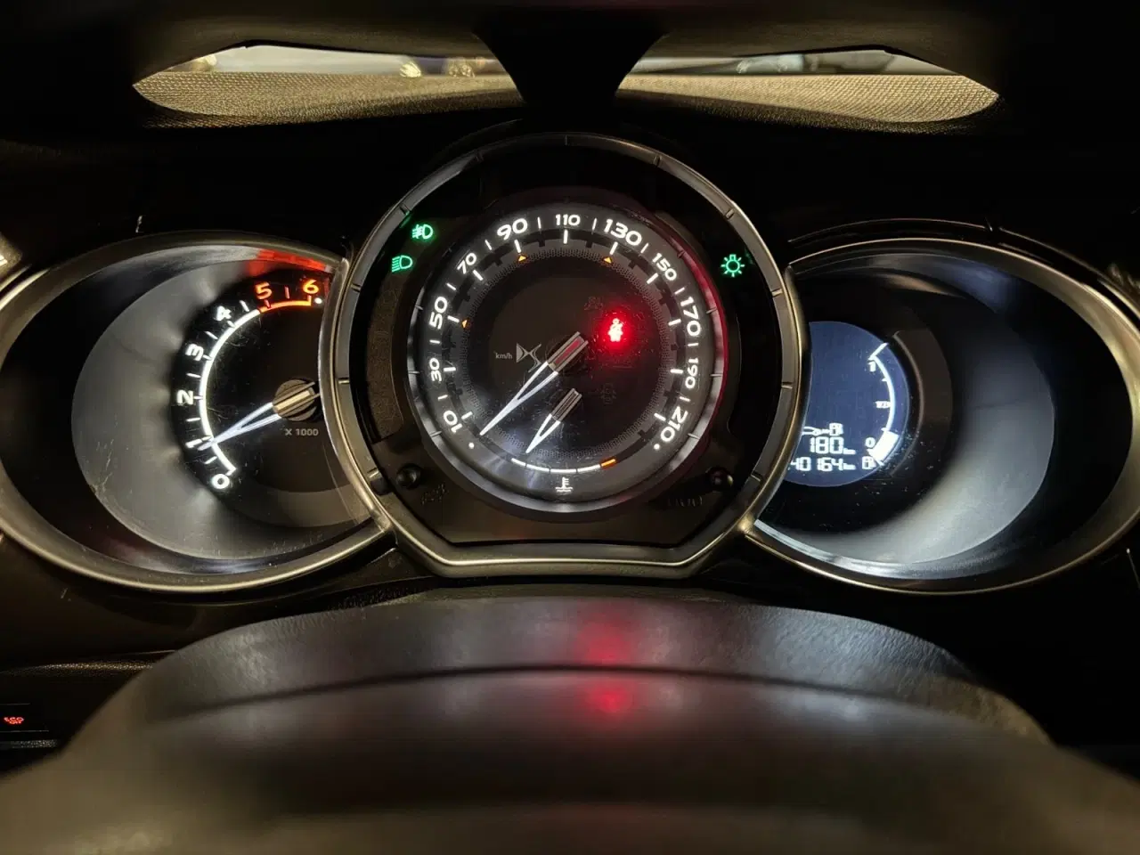 Billede 17 - DS DS 3 1,6 BlueHDi 100 Sport