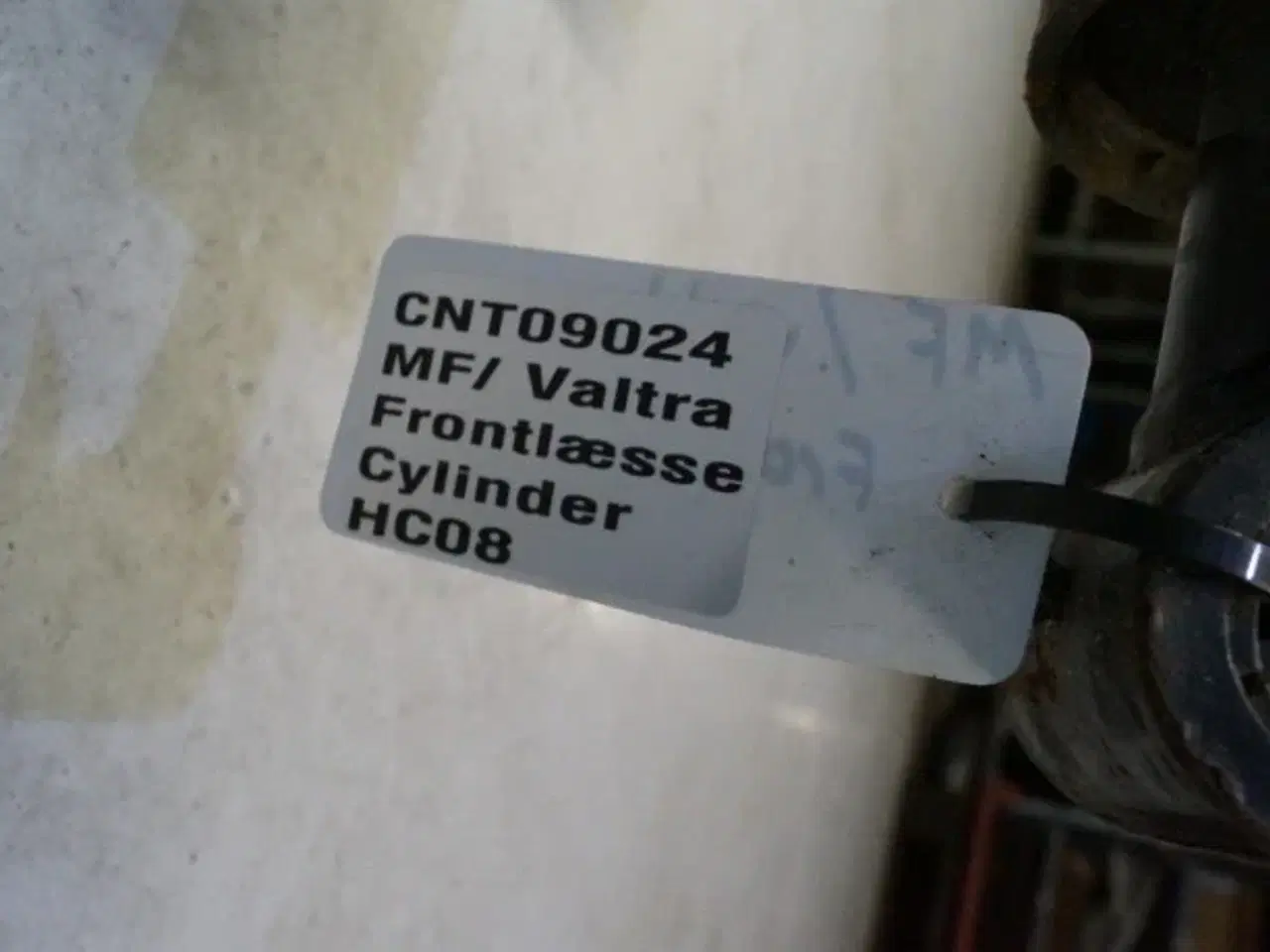 Billede 9 - Massey Ferguson / Valtra  Frontlæsser Cylinder